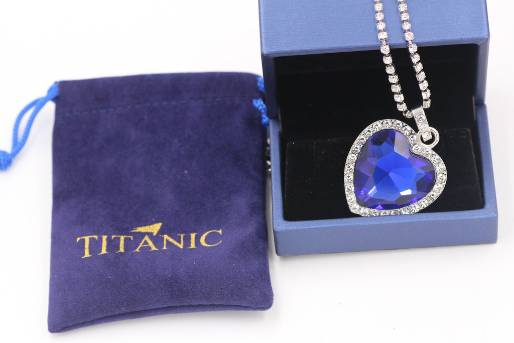 Titanic`s Heart of Ocean Necklace